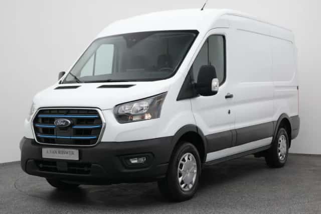 Ford E-Transit (2023) thumbnail 37