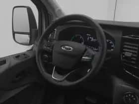 Ford E-Transit (2023) thumbnail 38