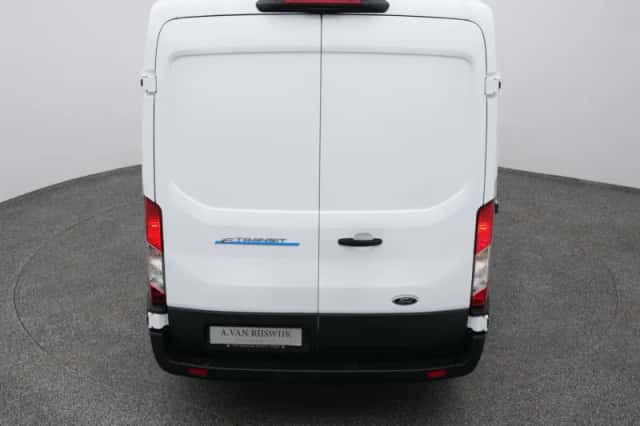 Ford E-Transit (2023) thumbnail 51
