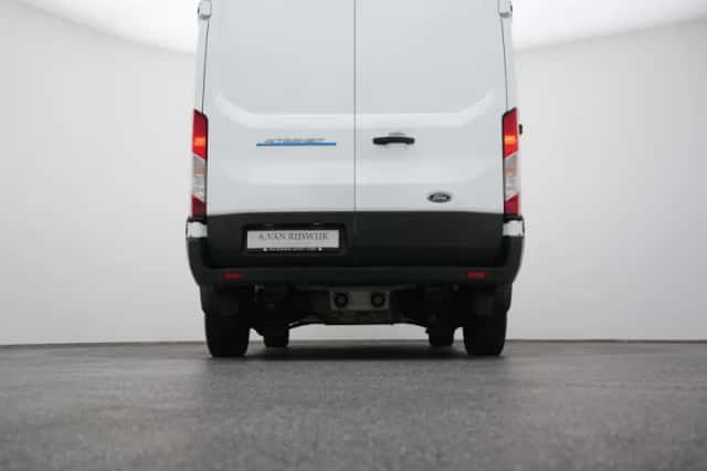 Ford E-Transit (2023) thumbnail 57