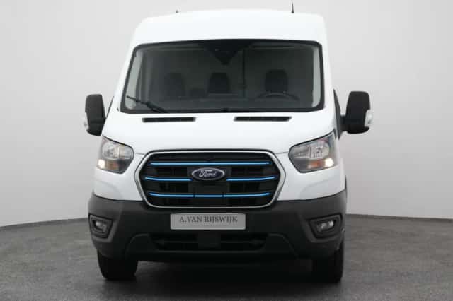 Ford E-Transit (2023) thumbnail 7