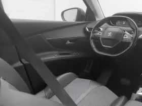 Peugeot 3008 (2021) thumbnail 11
