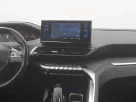 Peugeot 3008 (2021) thumbnail 8