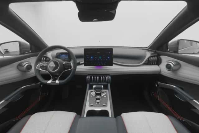 BYD Atto (2024) thumbnail 3