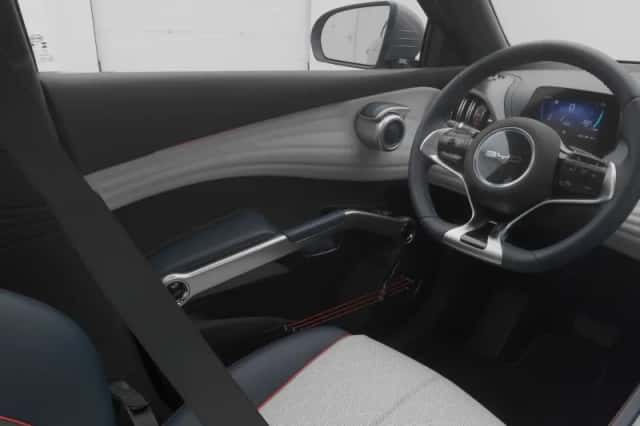 BYD Atto (2024) thumbnail 11