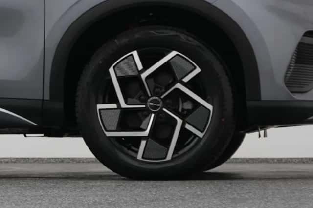 BYD Atto (2024) thumbnail 42