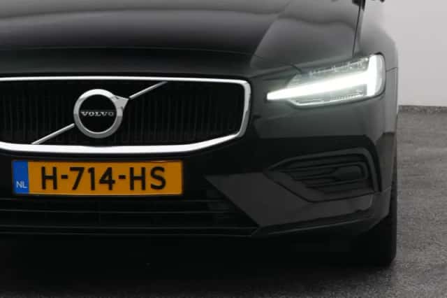 Volvo V60 (2020) thumbnail 18