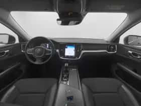 Volvo V60 (2020) thumbnail 3