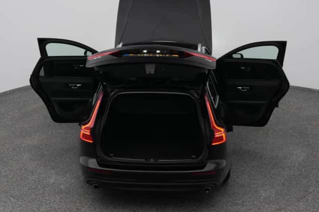 Volvo V60 (2020) thumbnail 28