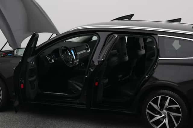 Volvo V60 (2020) thumbnail 32