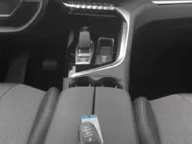 Peugeot 3008 (2022) thumbnail 12