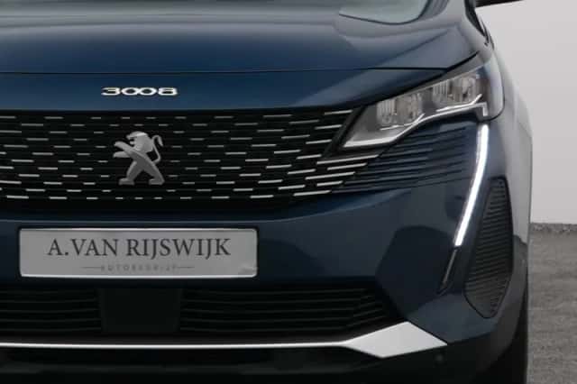 Peugeot 3008 (2022) thumbnail 19