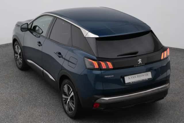 Peugeot 3008 (2022) thumbnail 25