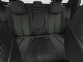 Peugeot 3008 (2022) thumbnail 4