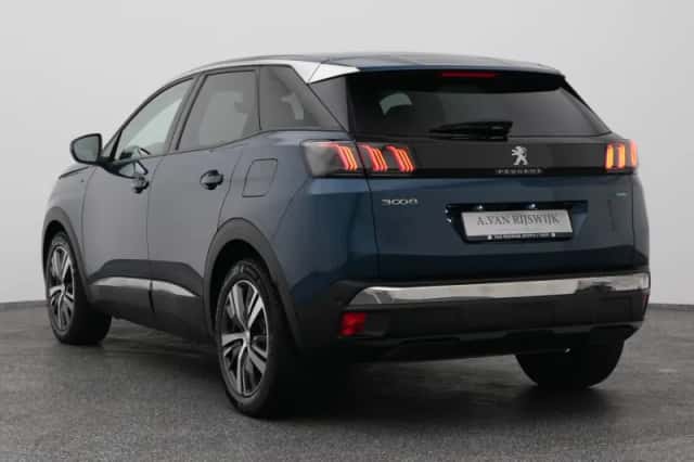Peugeot 3008 (2022) thumbnail 5