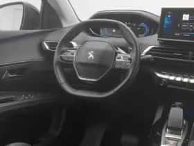 Peugeot 3008 (2022) thumbnail 7
