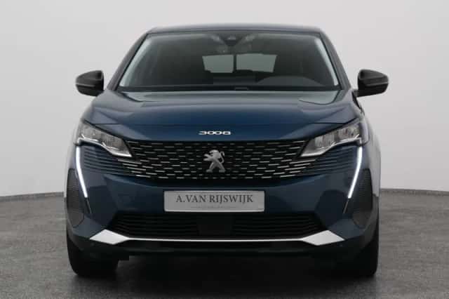 Peugeot 3008 (2022) thumbnail 9
