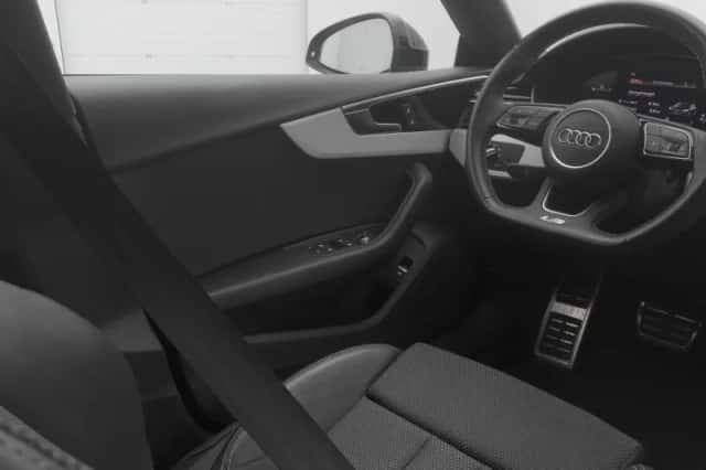 Audi A5 (2023) thumbnail 11