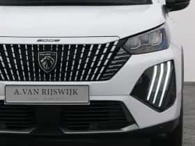 Peugeot 2008 (2023) thumbnail 18