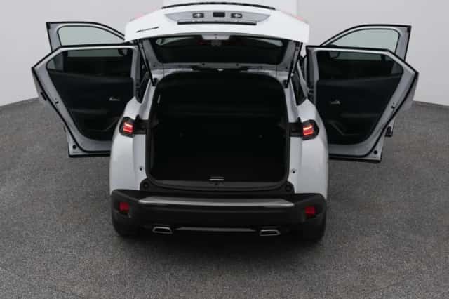 Peugeot 2008 (2023) thumbnail 28
