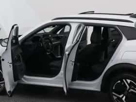 Peugeot 2008 (2023) thumbnail 32