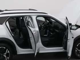 Peugeot 2008 (2023) thumbnail 33