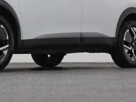 Peugeot 2008 (2023) thumbnail 36
