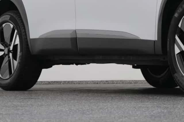 Peugeot 2008 (2023) thumbnail 37