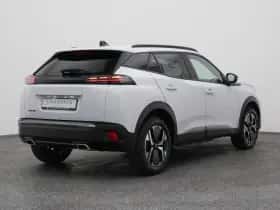 Peugeot 2008 (2023) thumbnail 5