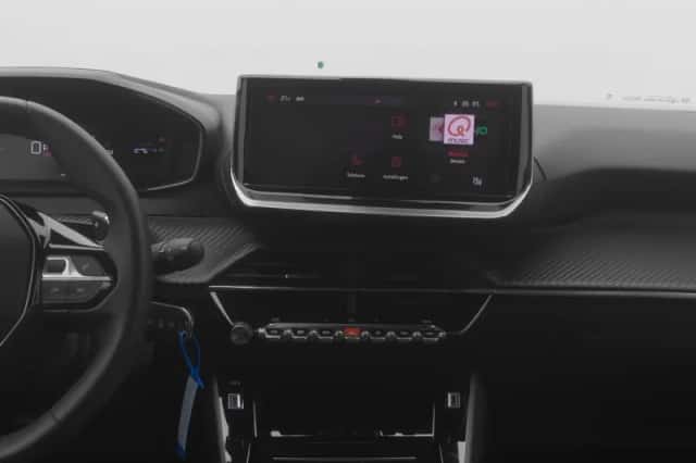 Peugeot 2008 (2023) thumbnail 7