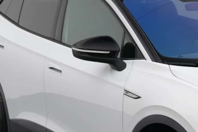Volkswagen ID.4 (2020) thumbnail 24