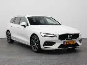 Volvo V60 (2021) thumbnail 2