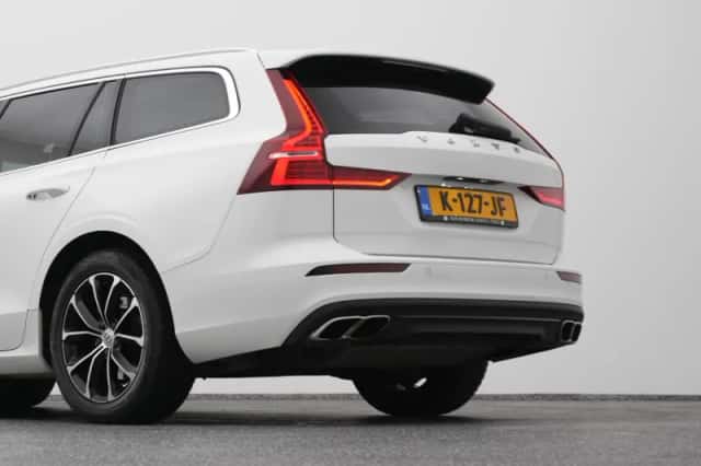Volvo V60 (2021) thumbnail 22