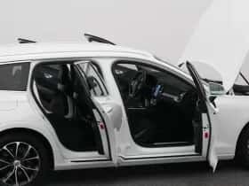Volvo V60 (2021) thumbnail 34