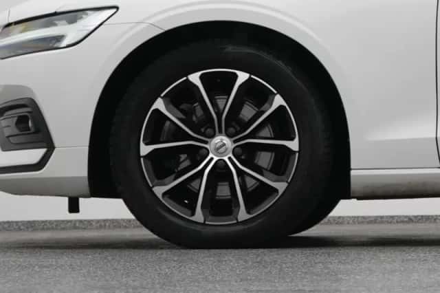 Volvo V60 (2021) thumbnail 39