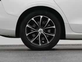 Volvo V60 (2021) thumbnail 41