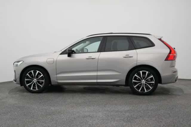 Volvo XC60 (2022) thumbnail 13