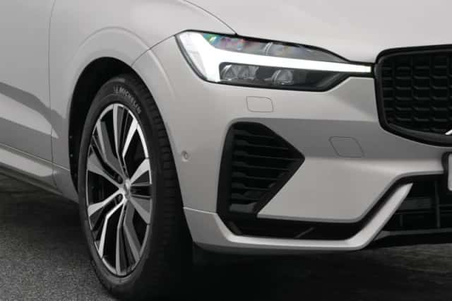 Volvo XC60 (2022) thumbnail 17