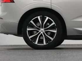 Volvo XC60 (2022) thumbnail 41
