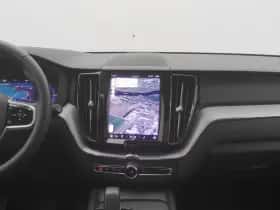 Volvo XC60 (2022) thumbnail 8