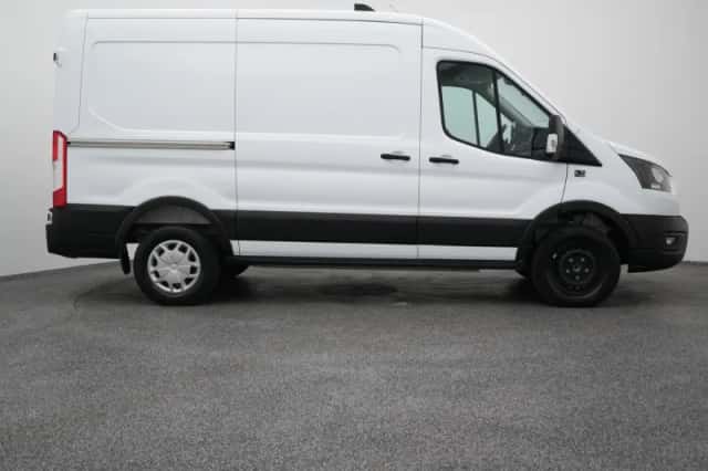 Ford E-Transit (2023) thumbnail 15