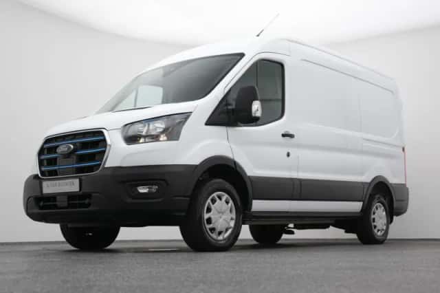 Ford E-Transit (2023) thumbnail 16