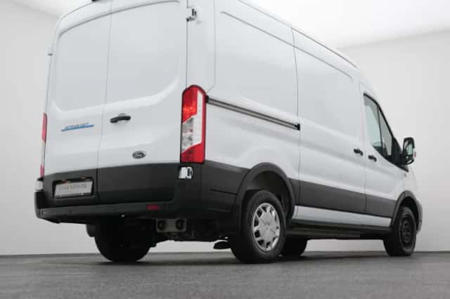 Ford E-Transit (2023) thumbnail 17