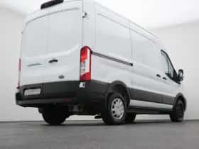 Ford E-Transit (2023) thumbnail 17