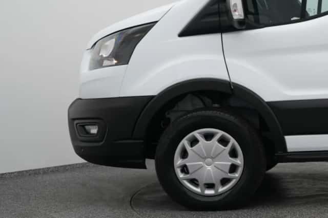 Ford E-Transit (2023) thumbnail 22