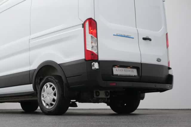 Ford E-Transit (2023) thumbnail 23
