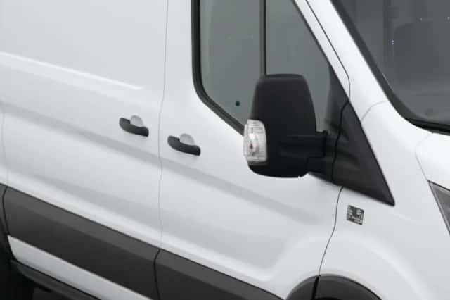 Ford E-Transit (2023) thumbnail 24