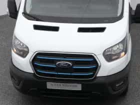 Ford E-Transit (2023) thumbnail 31
