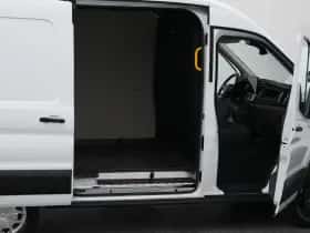 Ford E-Transit (2023) thumbnail 35