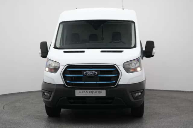 Ford E-Transit (2023) thumbnail 10